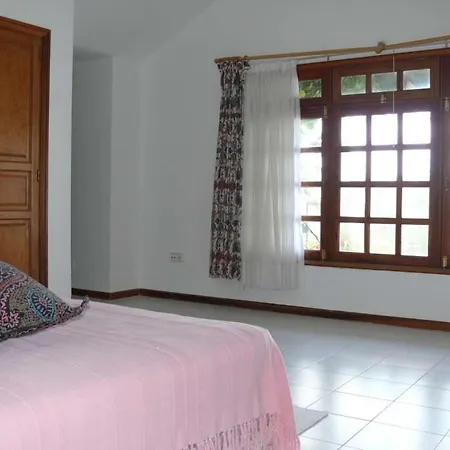 Sleeps 8 Pool Wifi *