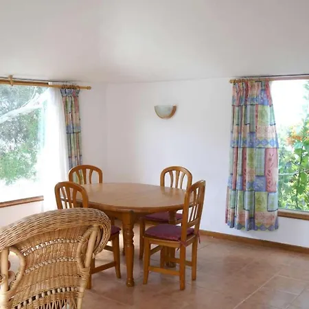 Sleeps 8 Pool Wifi Willa *