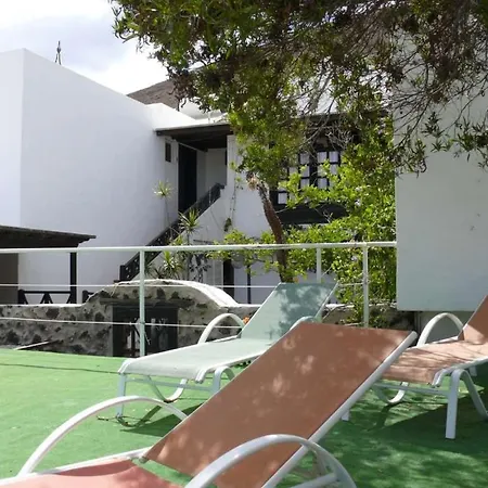 Sleeps 8 Pool Wifi Willa