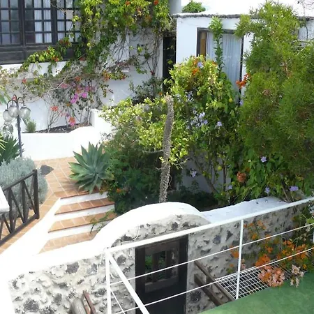 Sleeps 8 Pool Wifi * Uga
