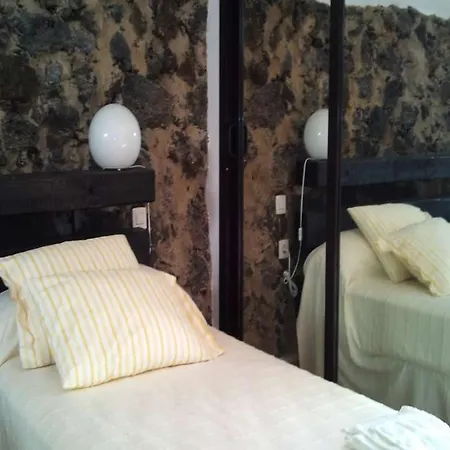 Sleeps 8 Pool Wifi Willa Uga